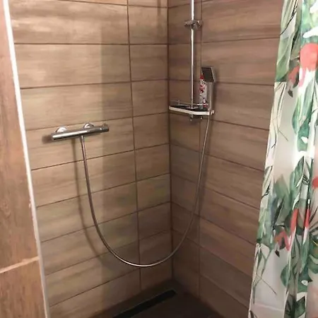 Einliegerwohnung In Gissigheim Konigheim Extérieur photo
