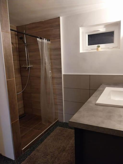 Appartement Einliegerwohnung In Gissigheim *
