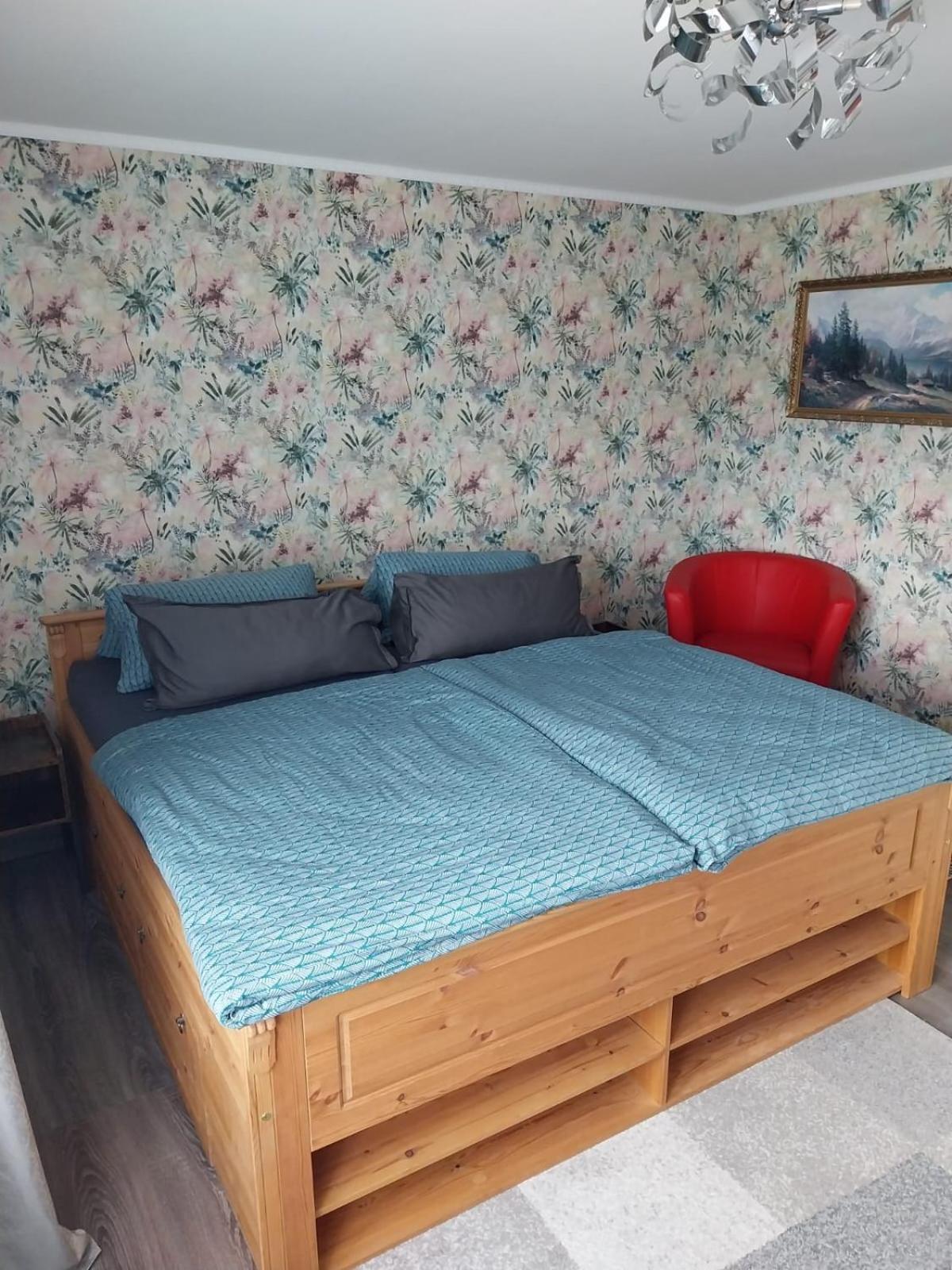 Einliegerwohnung In Gissigheim Apartment *